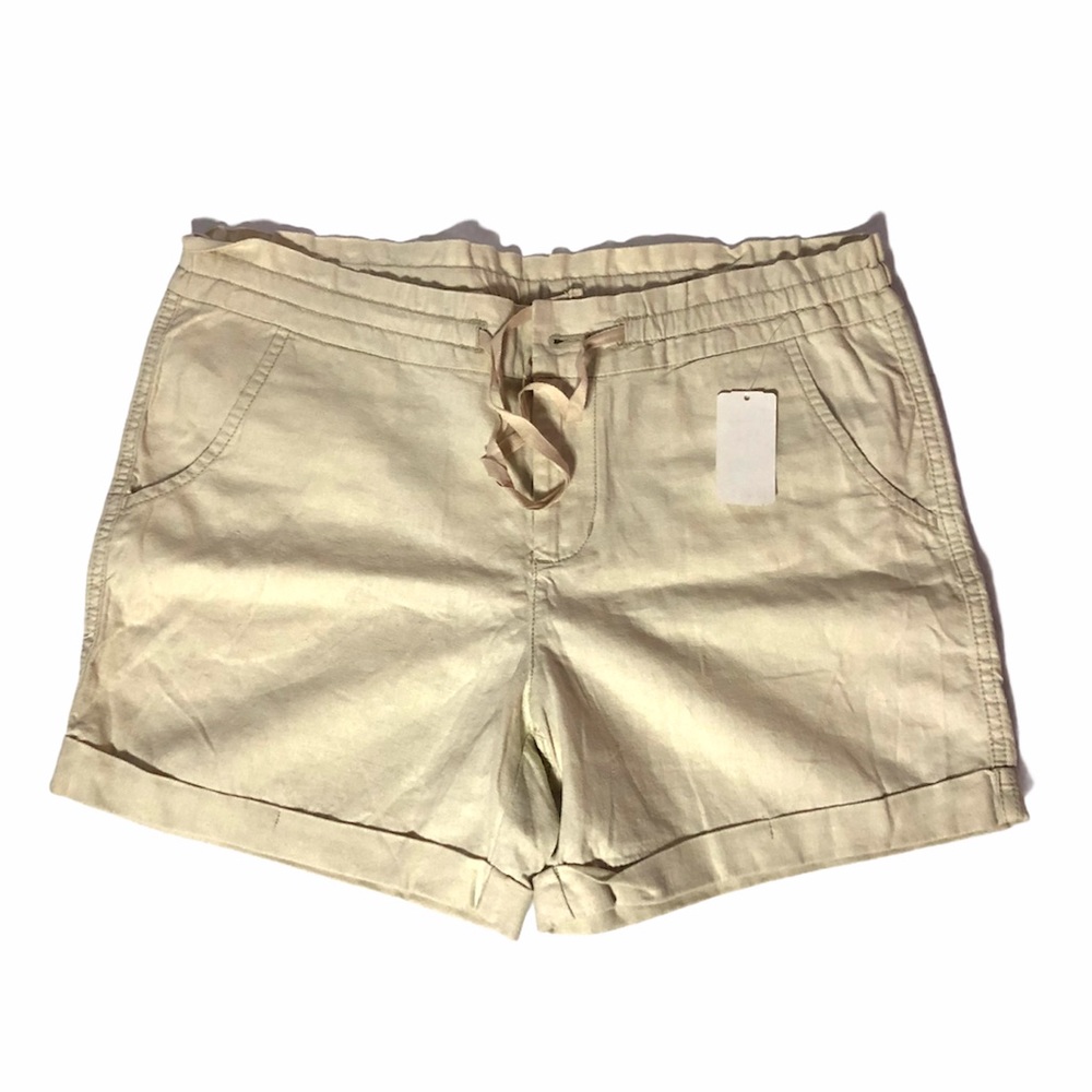 💛NWT Beige Linen Shorts for Women
